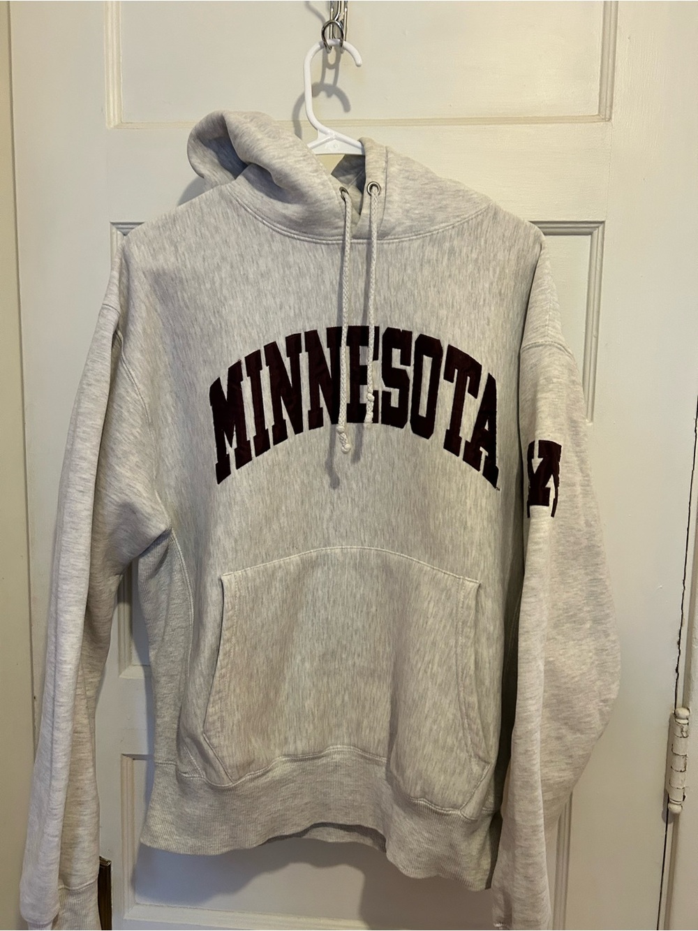 Signature Crewneck Sweatshirt in Light Gray with Maroon Arch Logo